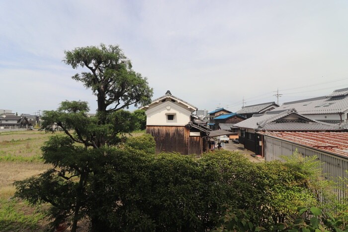 物件内観写真15　(室内からの展望)