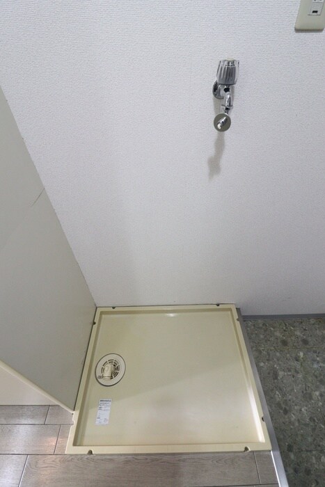 物件内観写真20　(洗濯機置場)