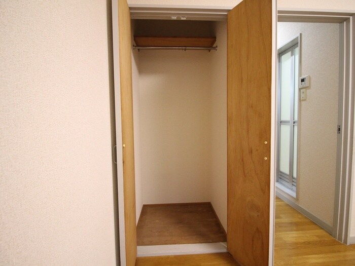 物件内観写真11　(収納)