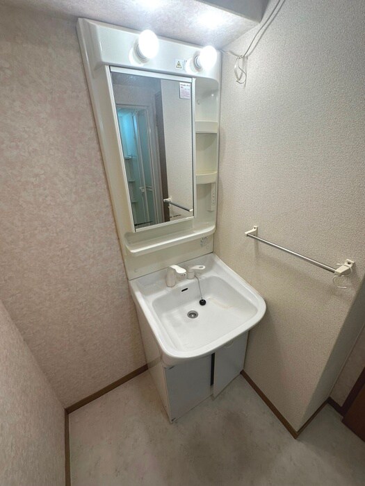 物件内観写真7　(洗面)