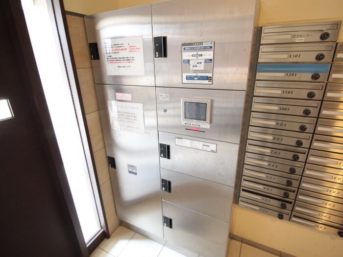 物件外観写真4　(建物設備)