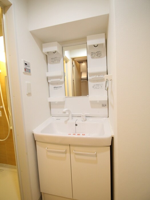 物件内観写真12　(洗面)