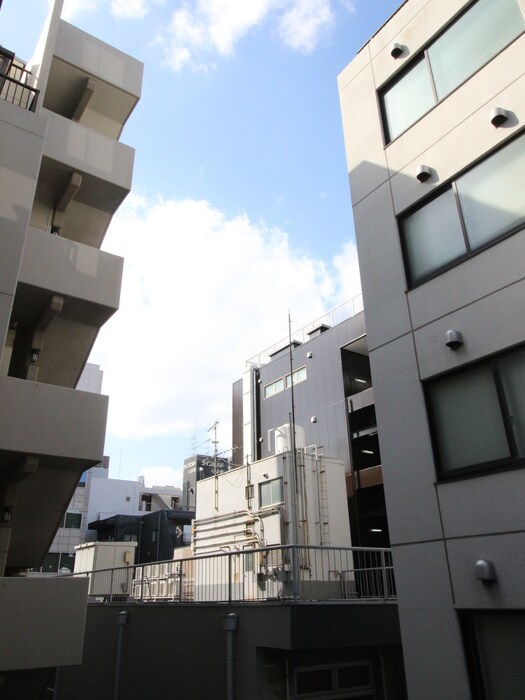 物件内観写真21　(室内からの展望)