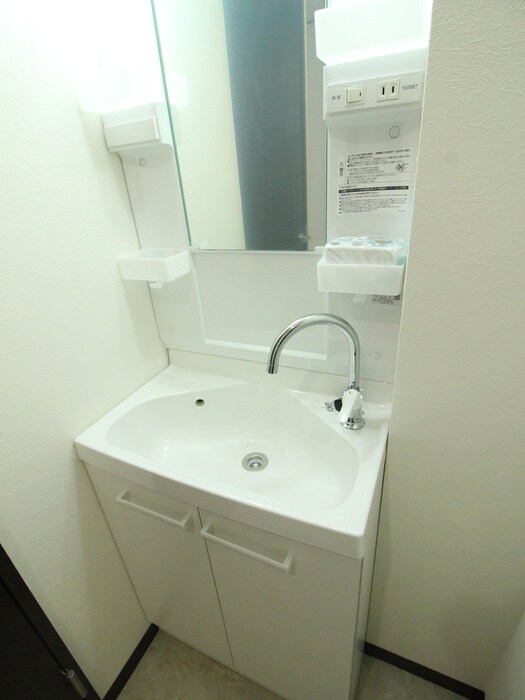 物件内観写真10　(洗面)