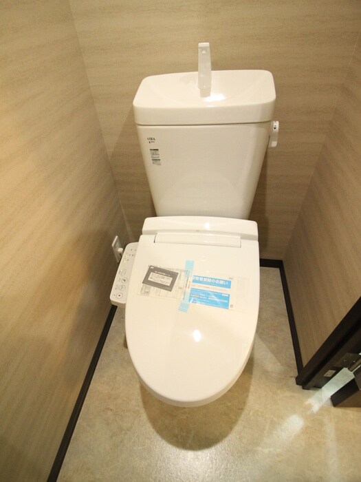 物件内観写真12　(トイレ)