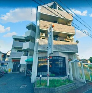 シャトレー小松里外観写真