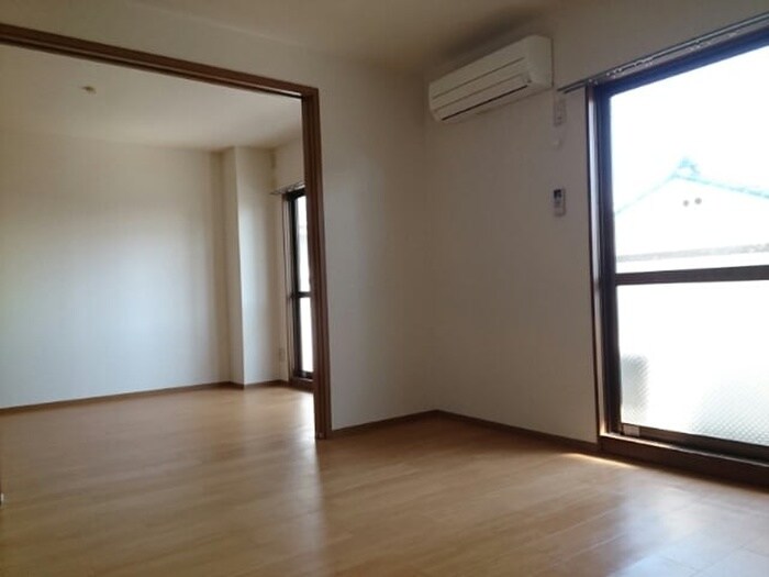 物件内観写真16　(内観写真)