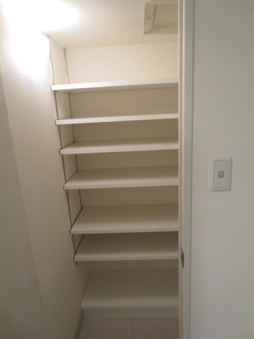 物件内観写真14　(靴箱)