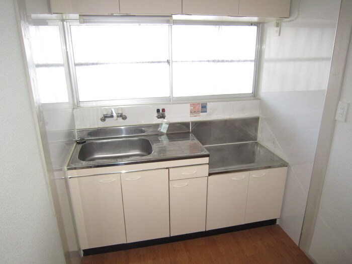 物件内観写真4　(キッチン)