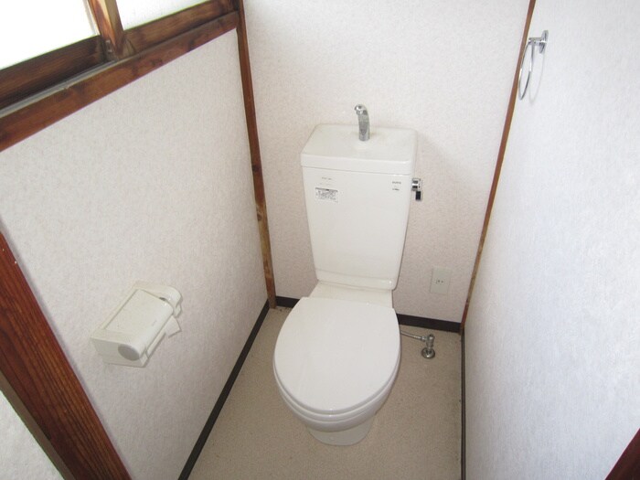 物件内観写真7　(トイレ)