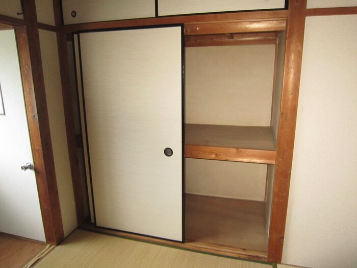 物件内観写真10　(収納)