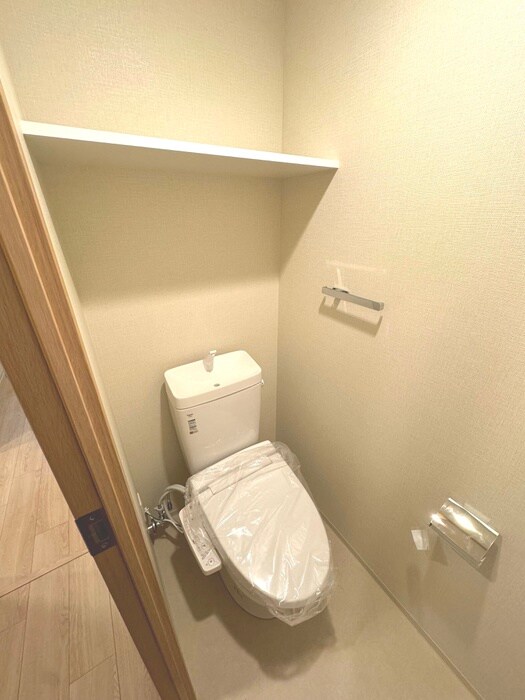 物件内観写真8　(トイレ)