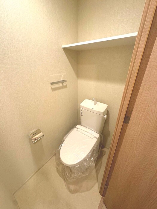 物件内観写真8　(トイレ)