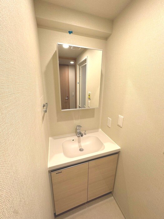 物件内観写真9　(洗面)