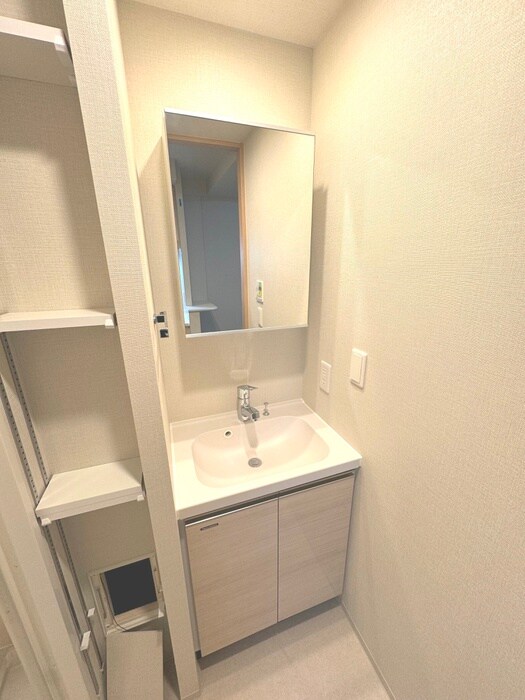 物件内観写真10　(洗面)