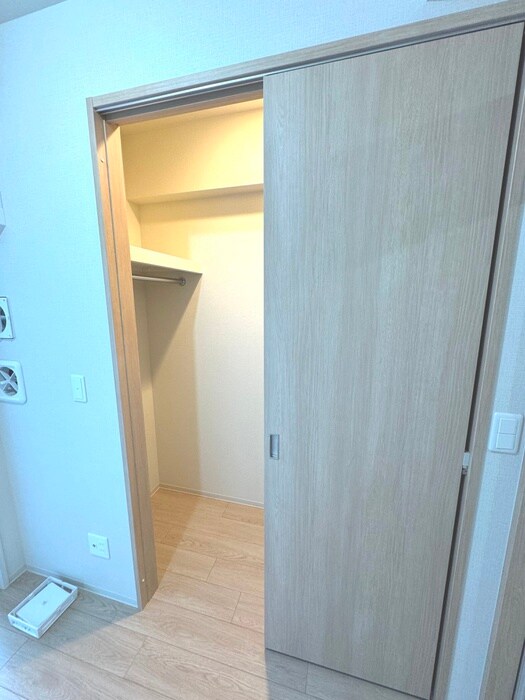 物件内観写真15　(収納)