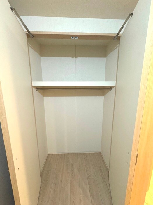 物件内観写真15　(収納)