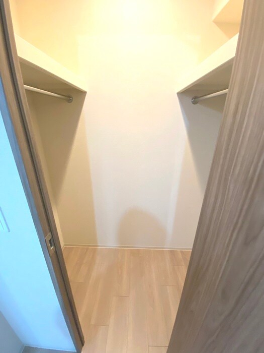 物件内観写真15　(収納)