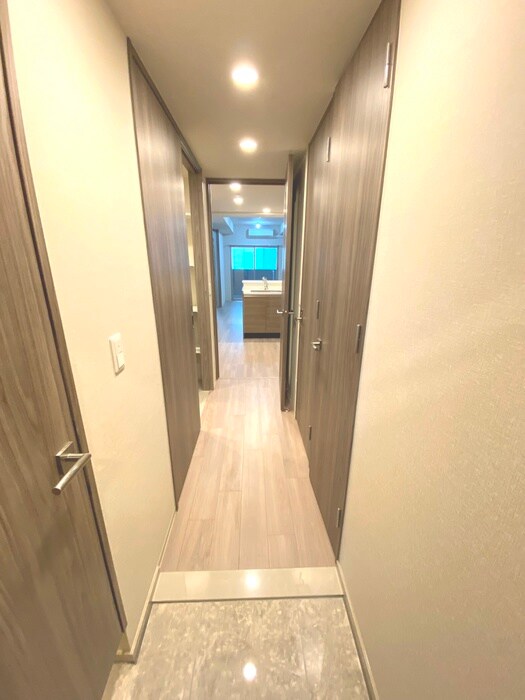 物件内観写真20　(廊下)