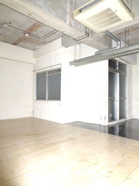 物件内観写真12　(居室)