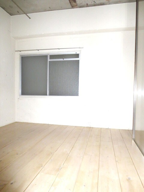 物件内観写真13　(居室)