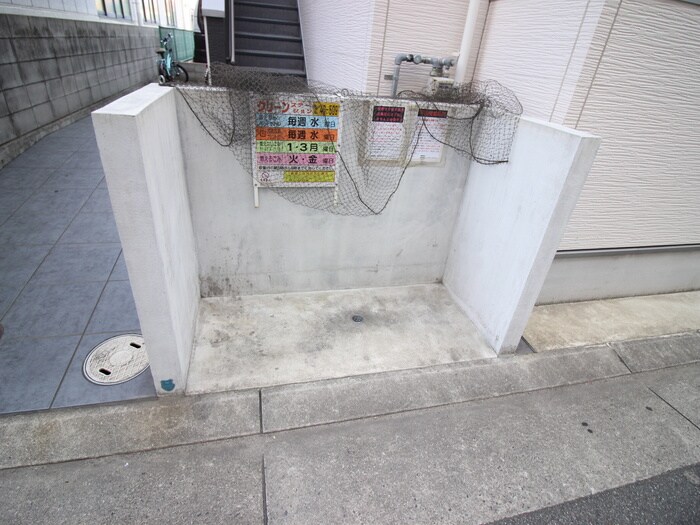 物件外観写真4　(建物設備)