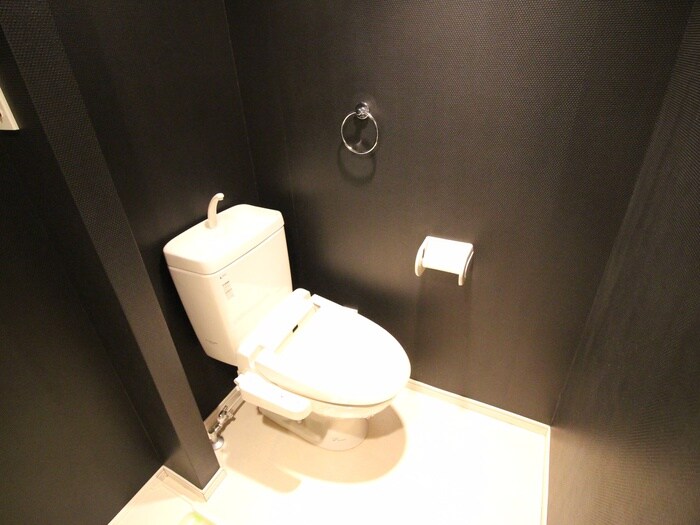 物件内観写真11　(トイレ)