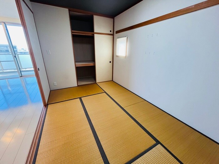 物件内観写真8　(居室)