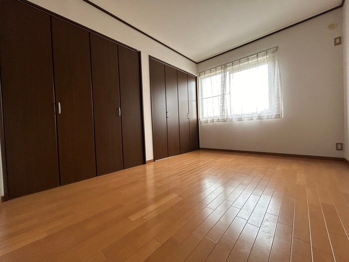 物件内観写真8　(居室)