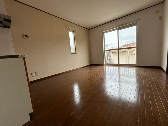 物件内観写真9　(居室)