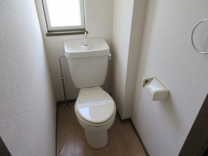 物件内観写真12　(トイレ)