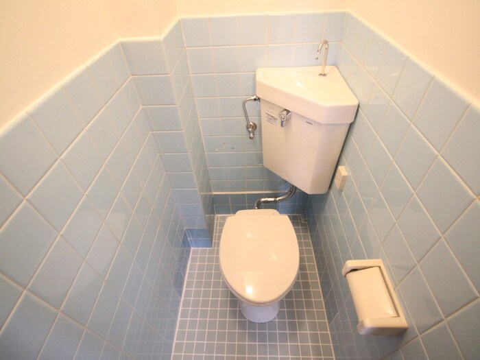 物件内観写真8　(トイレ)