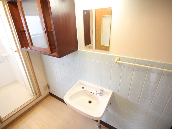 物件内観写真9　(洗面)