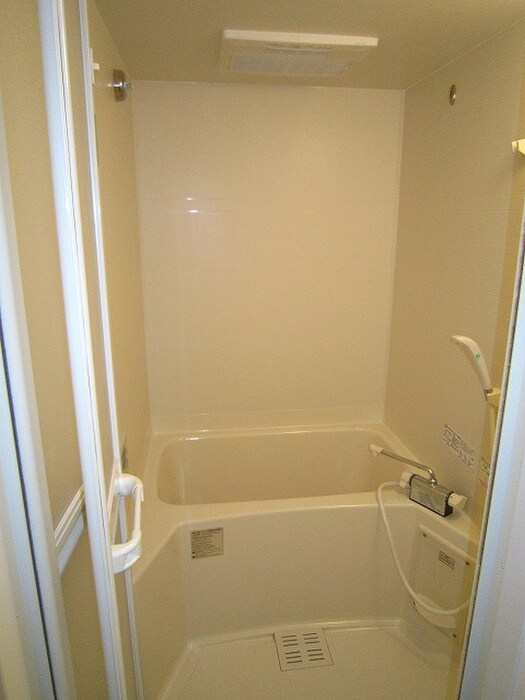 物件内観写真10　(バス／シャワールーム等)