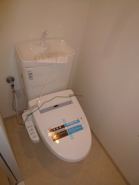 物件内観写真10　(トイレ)