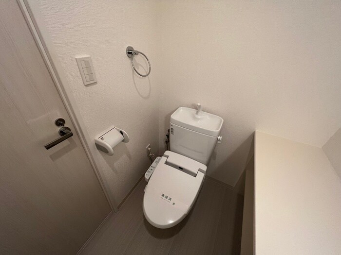 物件内観写真11　(トイレ)