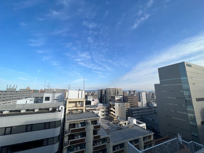 物件内観写真18　(室内からの展望)