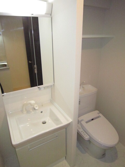 物件内観写真13　(洗面)