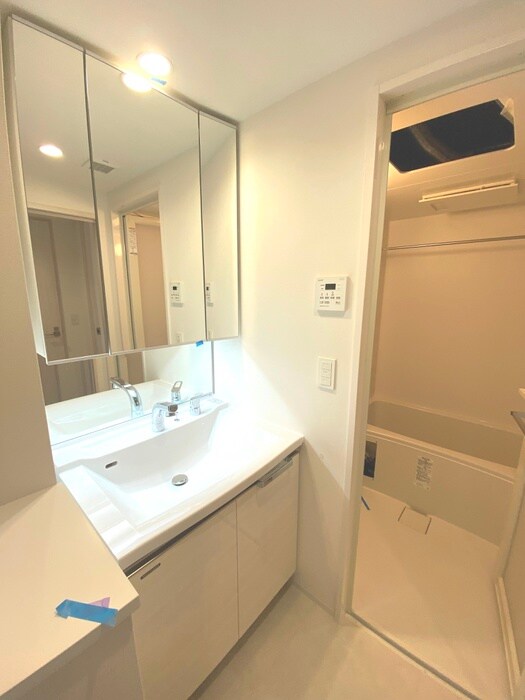 物件内観写真9　(洗面)