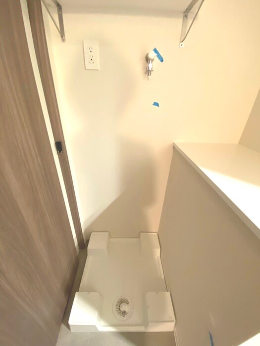 物件内観写真11　(洗濯機置場)