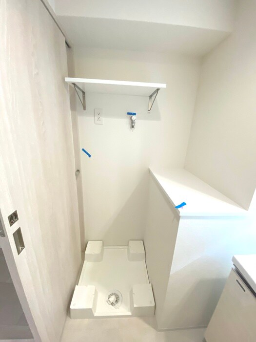 物件内観写真11　(洗濯機置場)