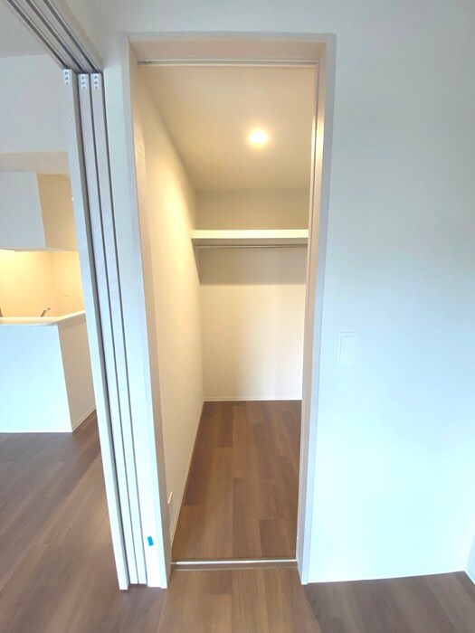 物件内観写真15　(収納)