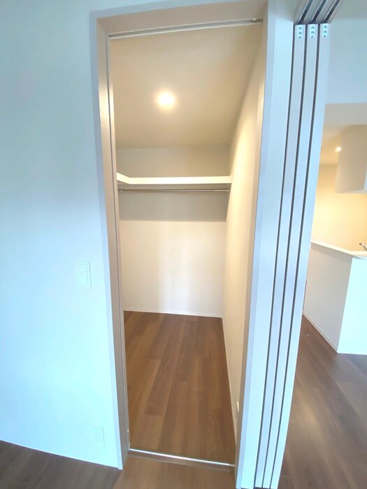 物件内観写真15　(収納)