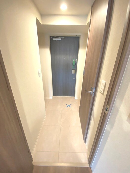 物件内観写真16　(玄関)