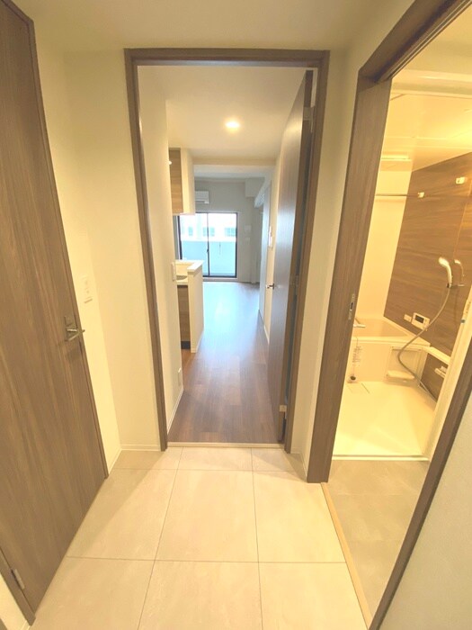 物件内観写真19　(廊下)