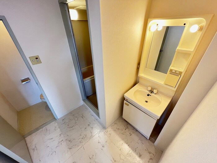 物件内観写真10　(洗面)