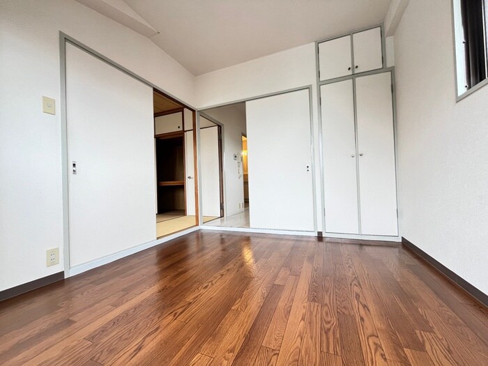 物件内観写真14　(居室)