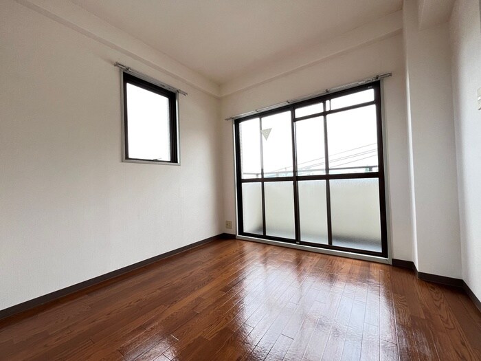 物件内観写真15　(居室)