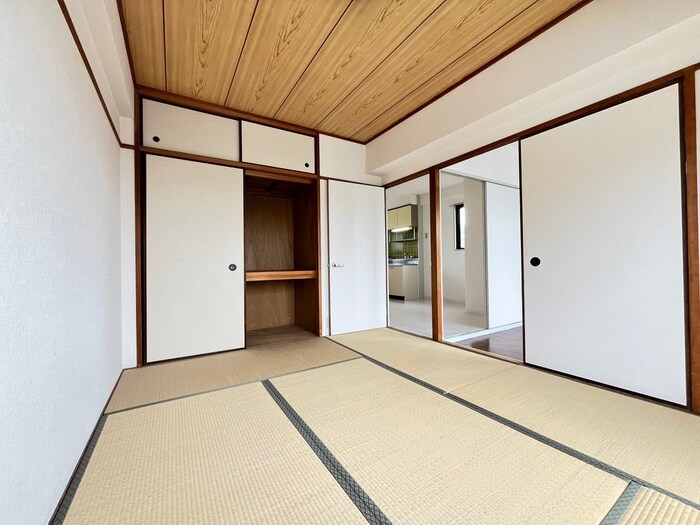 物件内観写真18　(収納)