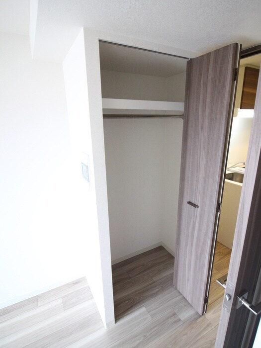 物件内観写真15　(収納)